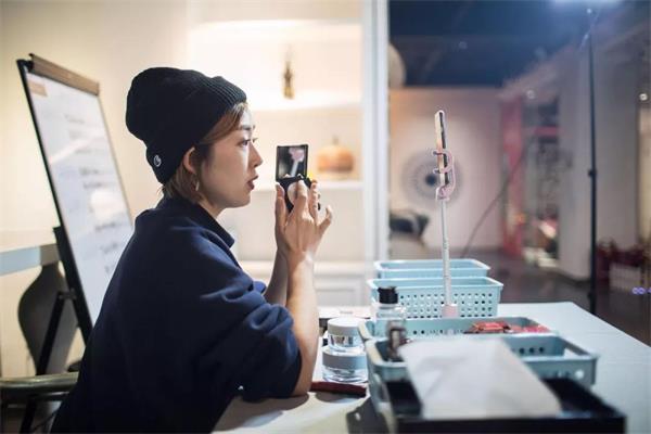 全網(wǎng)營(yíng)銷(xiāo)讓抖音賺錢(qián)沒(méi)你想的那么難